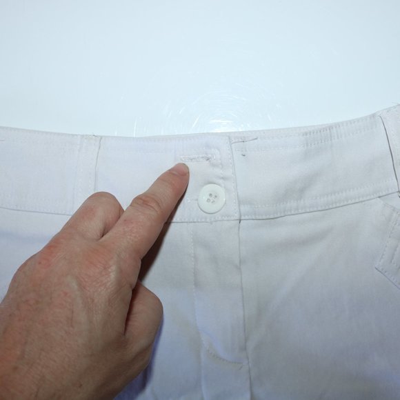 Fashion Exit White Shorts - Waist 27 - Length 11 - Picture 2 of 4